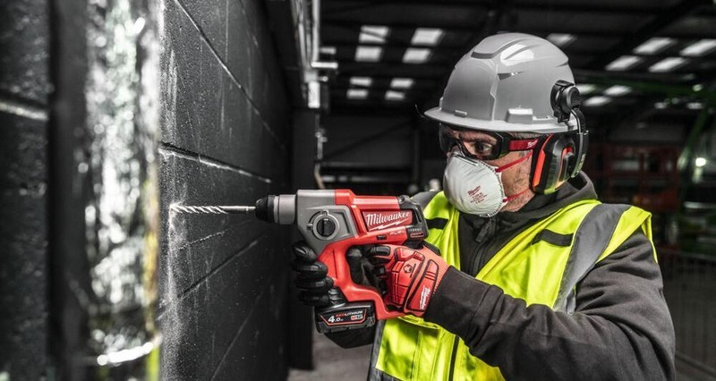 <h1><strong>Types of PPE: What You Need to Know</strong></h1>