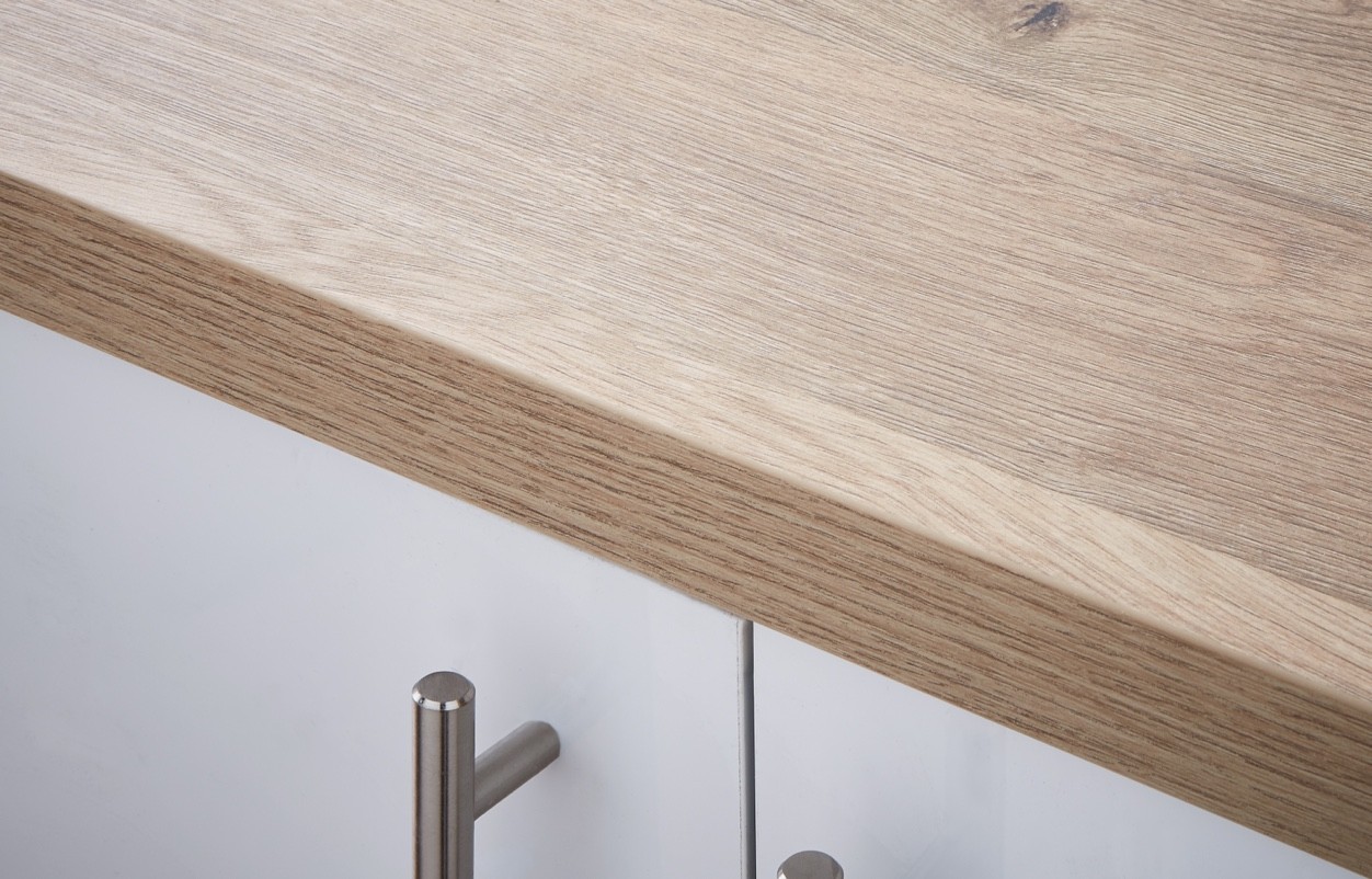 KITCHEN WORKTOPS & UPSTANDS